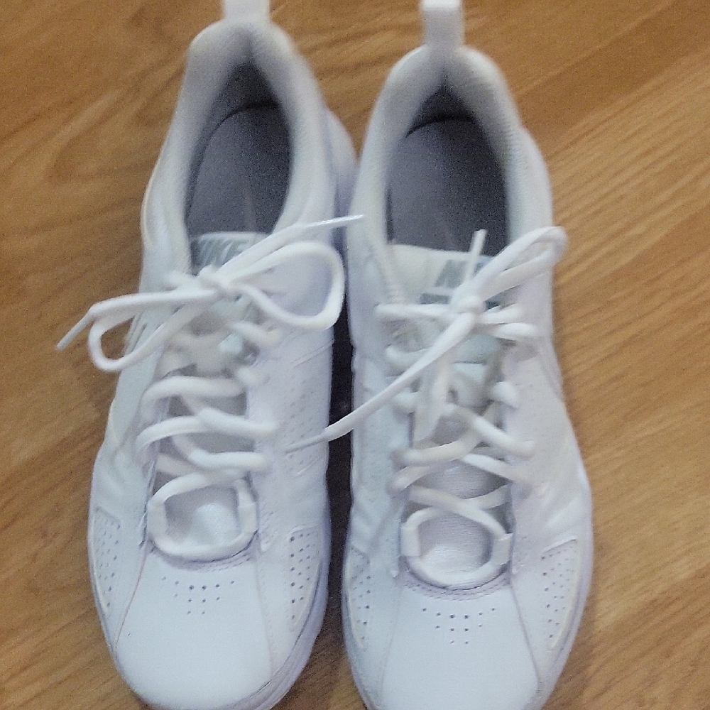 Nike Women's White Athletic Shoes